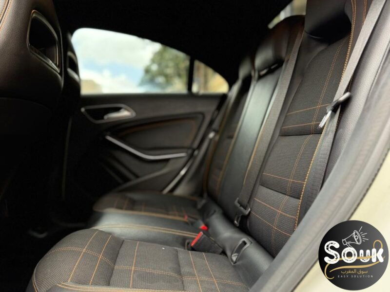 MERCEDES-BENZ CLASSE CLA 220 CDI 2014 - Voiture d'occasion Maroc