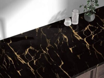 لوروو رخامي