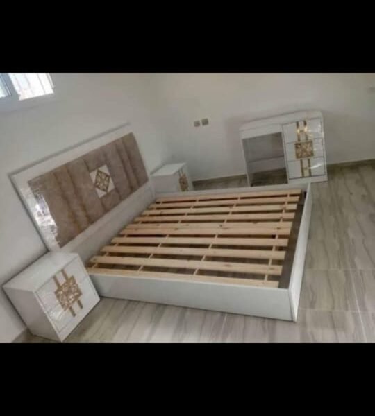 بيت النعاس كاملة مكمولة الأناقة والجمال