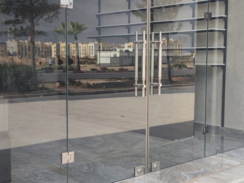 Magasin tres bien Equipé à Louer Victoria Bouskoura