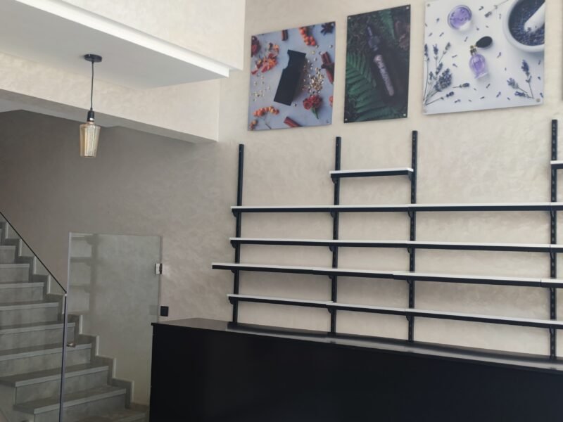 Magasin tres bien Equipé à Louer Victoria Bouskoura