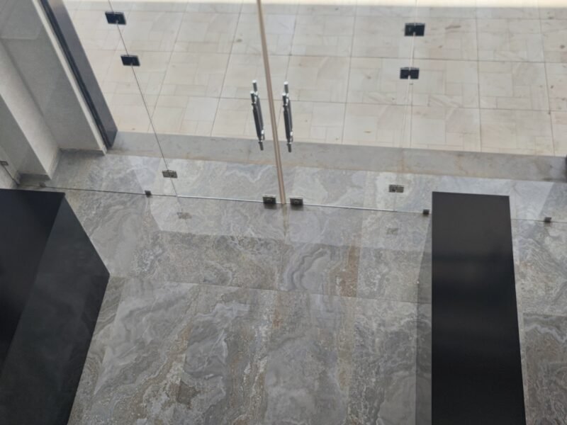 Magasin tres bien Equipé à Louer Victoria Bouskoura