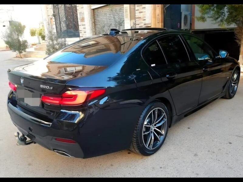 BMW série 5 pack M modèle 2022